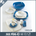 Hermoso conjunto de cena de cerámica azul y blanco placas